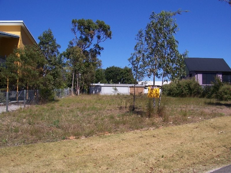 31 Timothy Street, Macleay Island QLD 4184