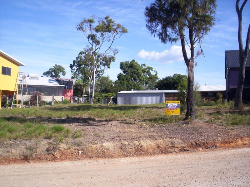 31 Timothy Street, Macleay Island QLD 4184
