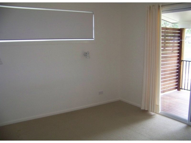 2 Morwong Street, Macleay Island QLD 4184