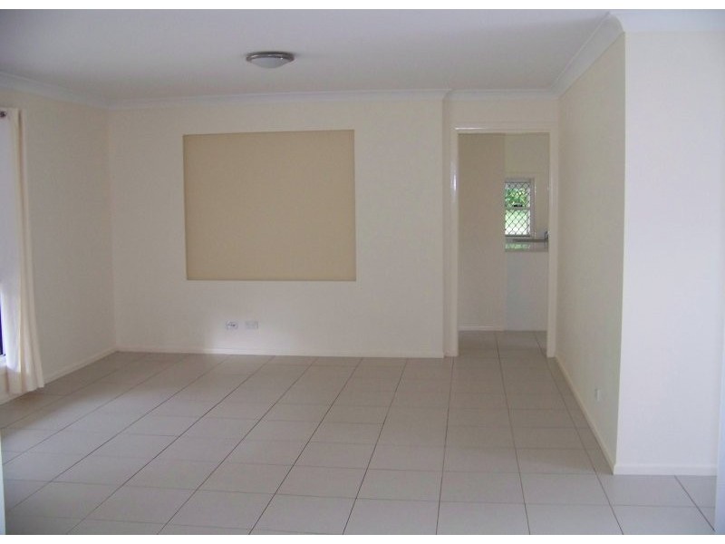 2 Morwong Street, Macleay Island QLD 4184