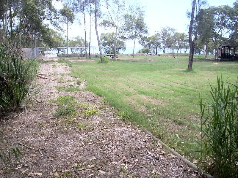 31 ATTUNGA NORTH, Macleay Island QLD 4184