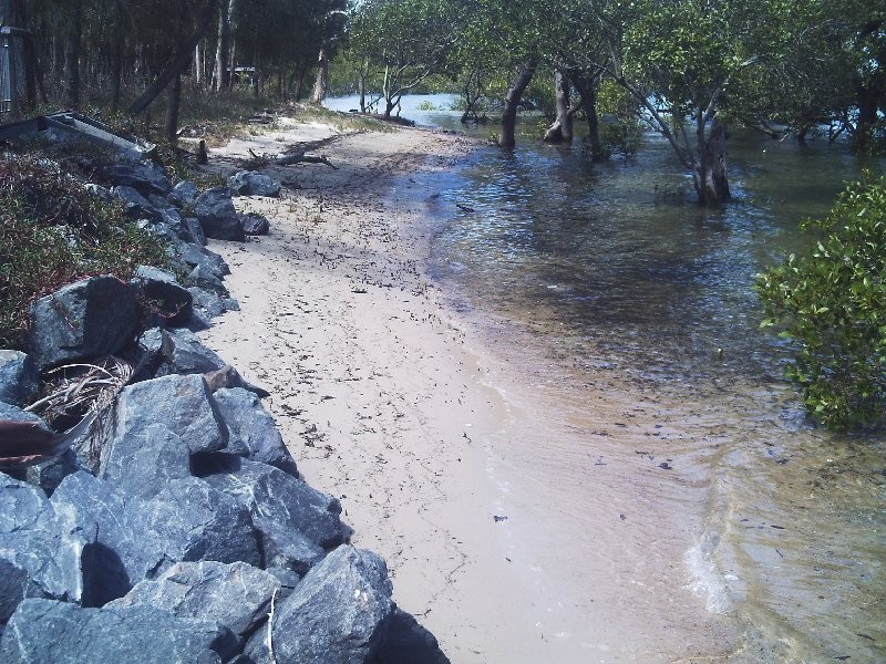 31 ATTUNGA NORTH, Macleay Island QLD 4184