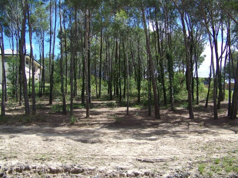 43 Scarborough Tce, Macleay Island QLD 4184