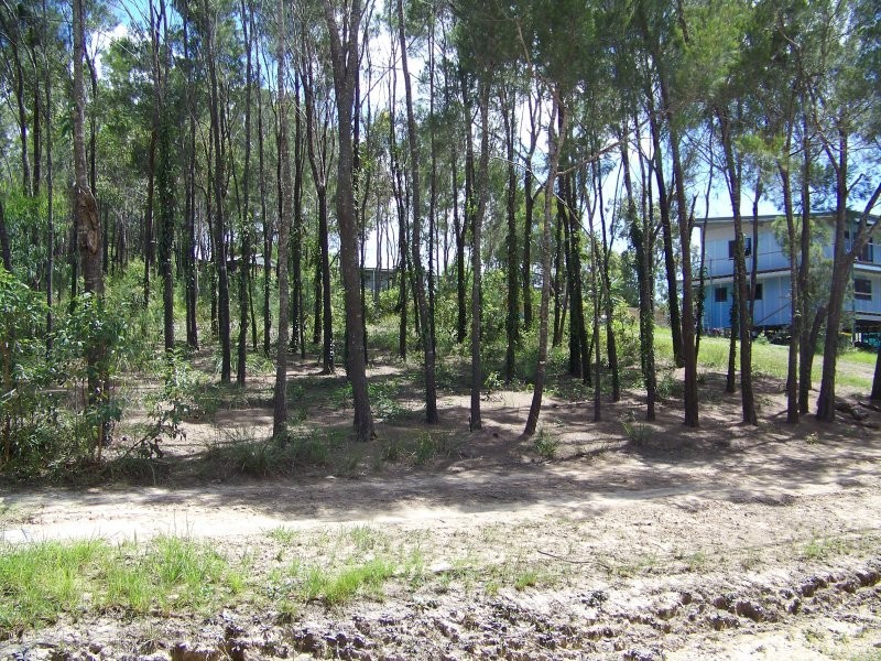 43 Scarborough Tce, Macleay Island QLD 4184