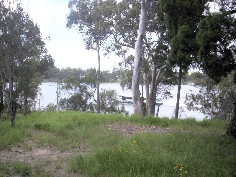 34 RUSSELL TERRACE, Macleay Island QLD 4184