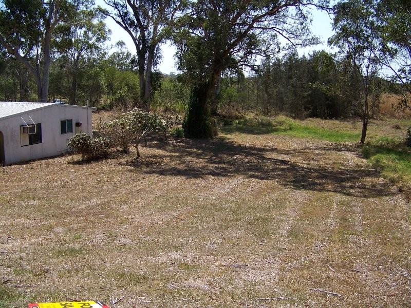 176 LUCAS DR, Lamb Island QLD 4184