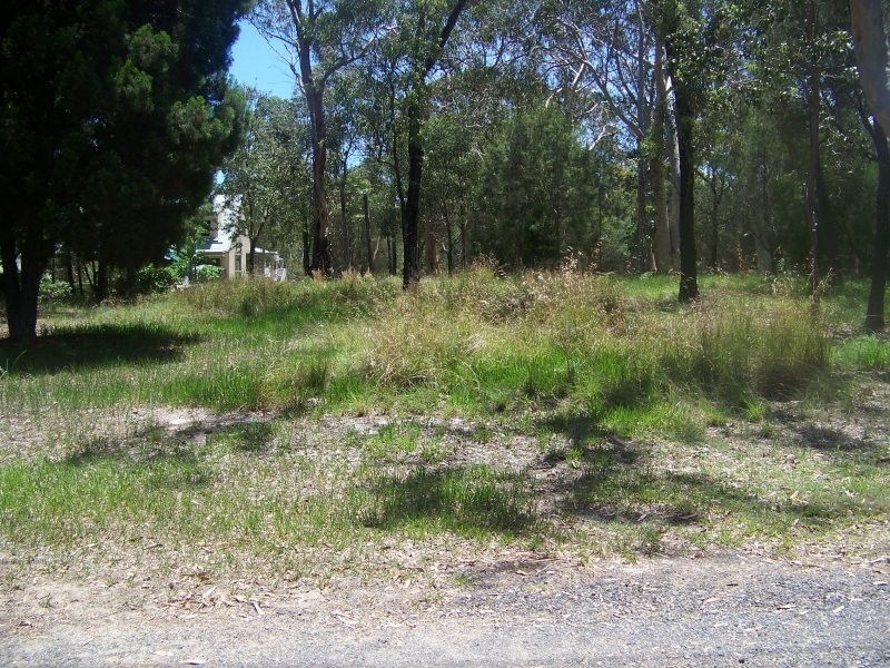 21 Kalara St, Macleay Island QLD 4184