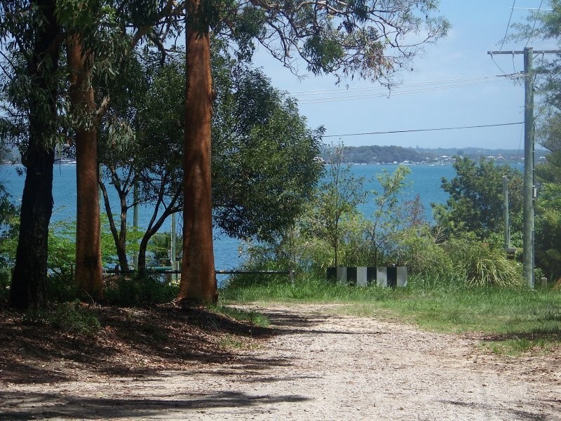 21 Kalara St, Macleay Island QLD 4184
