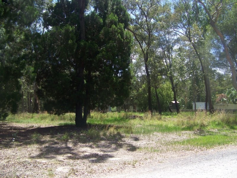 21 Kalara St, Macleay Island QLD 4184