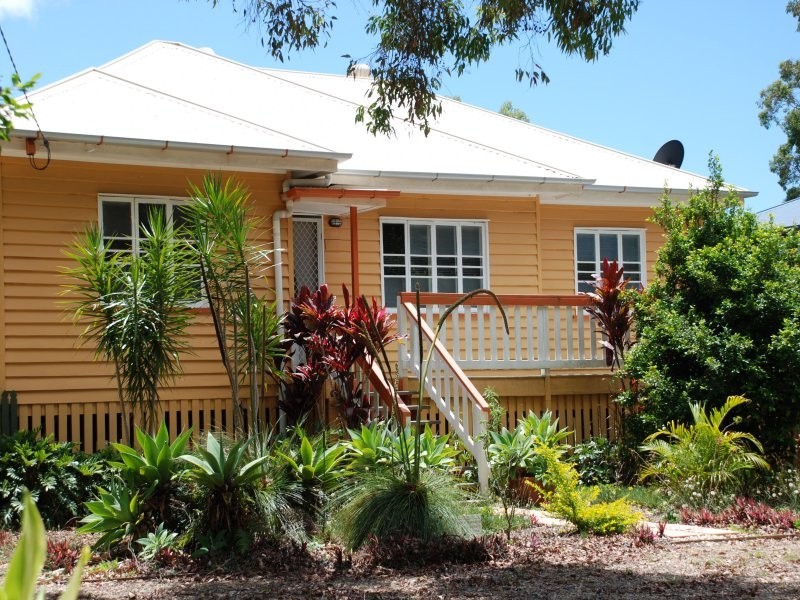17 SARMAR ST, Russell Island QLD 4184