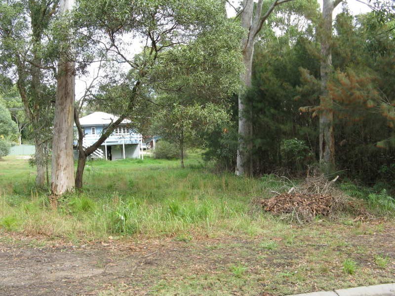 4 Kooberry Street, Macleay Island QLD 4184