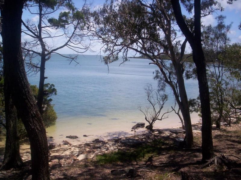 16 Wharf Street, Macleay Island QLD 4184