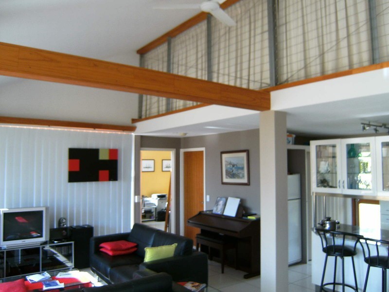5 WAKE ST, Macleay Island QLD 4184