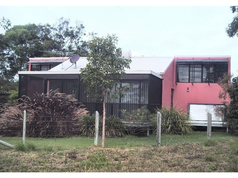 5 WAKE ST, Macleay Island QLD 4184