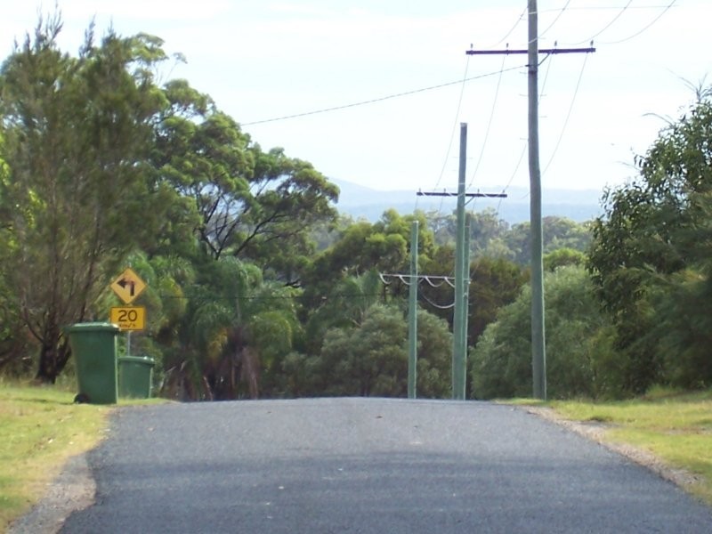 17 PELICAN ST, Macleay Island QLD 4184