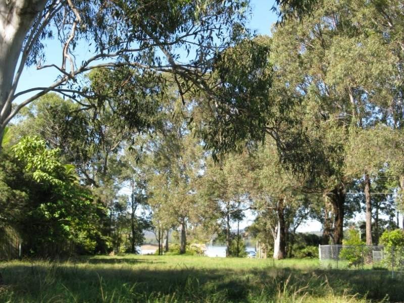 34 Crest Haven, Lamb Island QLD 4184