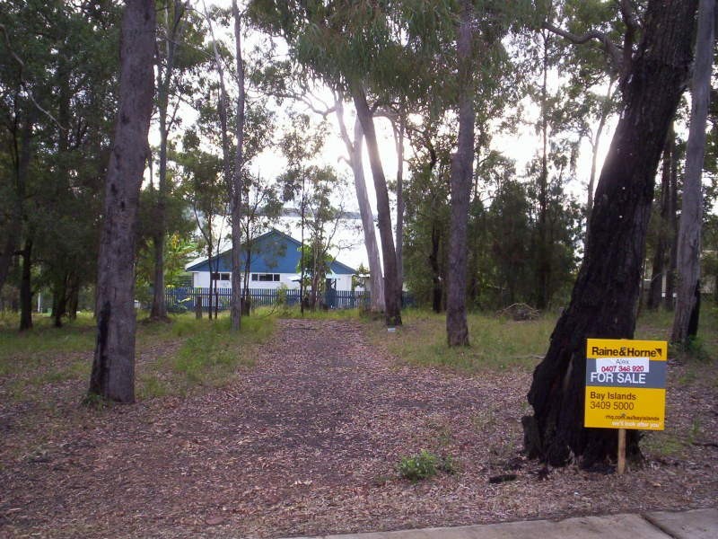 173 Kate Street, Macleay Island QLD 4184