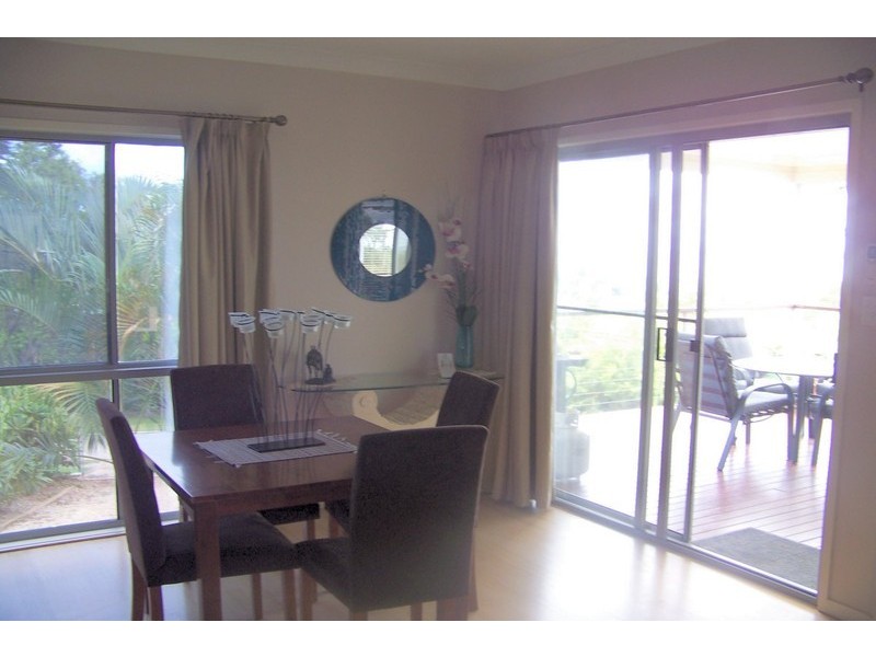 74 PERULPA DR, Lamb Island QLD 4184