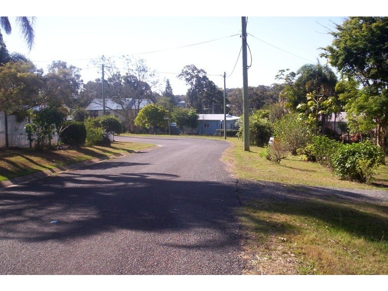 43 HALCYON ST, Lamb Island QLD 4184