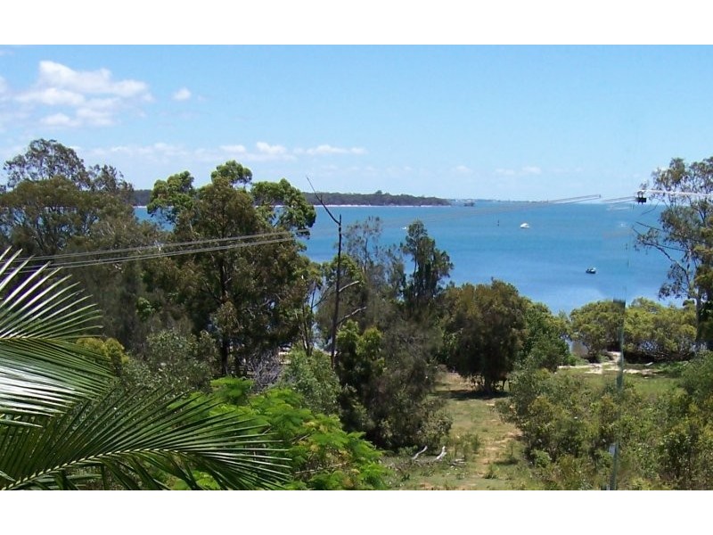54 Coondooroopa Drive, Macleay Island QLD 4184
