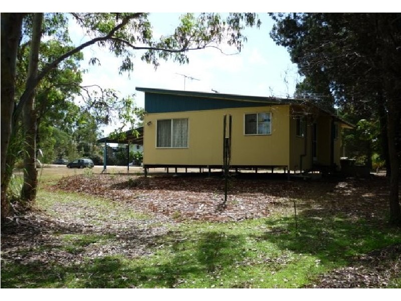 41 Charles Terrace, Macleay Island QLD 4184