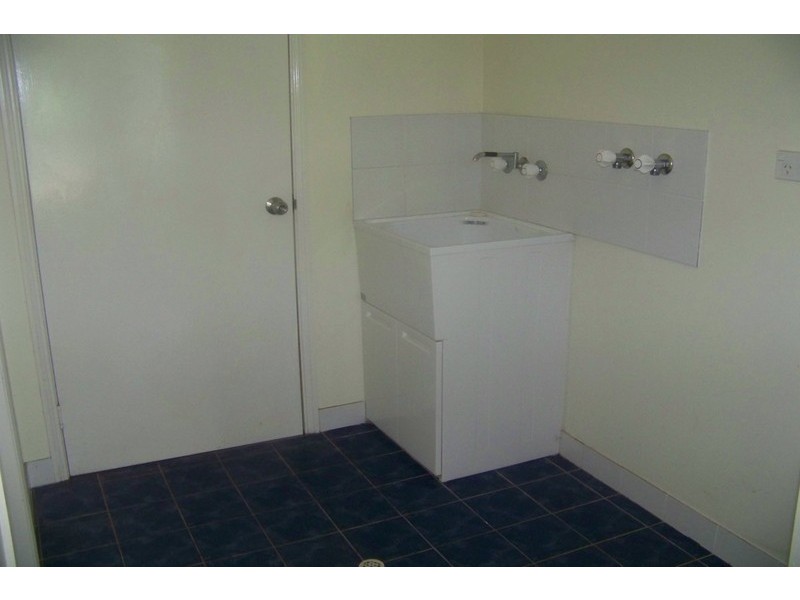 41 Charles Terrace, Macleay Island QLD 4184