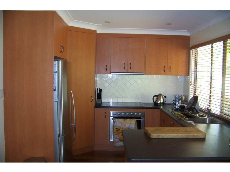 2 – 4 McBEAN Rd, Karragarra Island QLD 4184