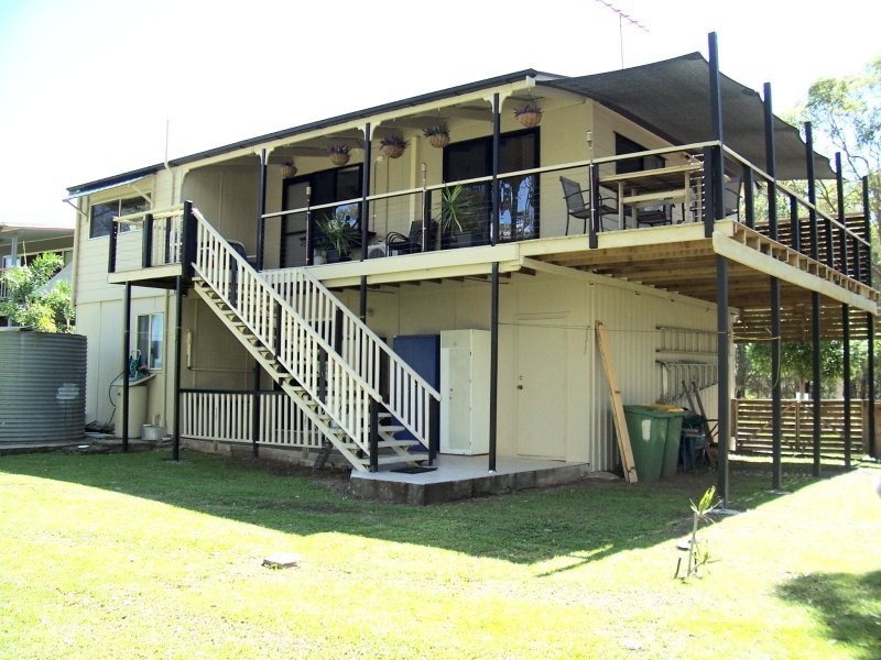 12 ILYA ST, Macleay Island QLD 4184