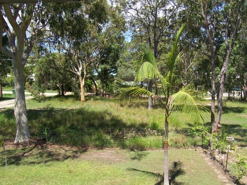 12 ILYA ST, Macleay Island QLD 4184