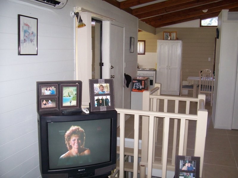 12 ILYA ST, Macleay Island QLD 4184