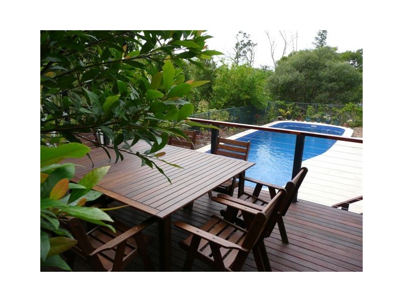 10-14 Weeroona Street, Macleay Island QLD 4184