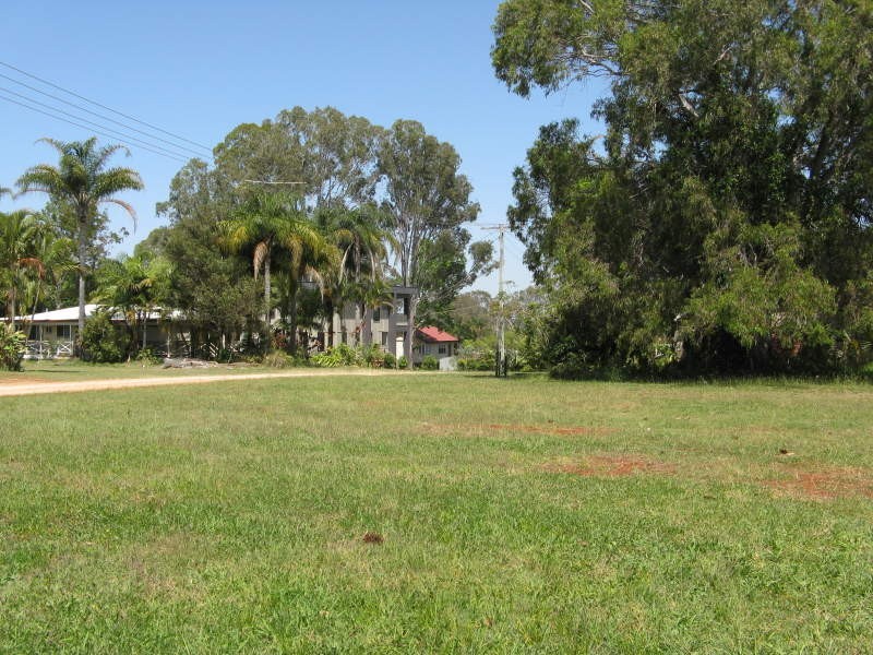 27 Leonie Crescent, Lamb Island QLD 4184