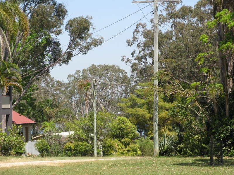 27 Leonie Crescent, Lamb Island QLD 4184