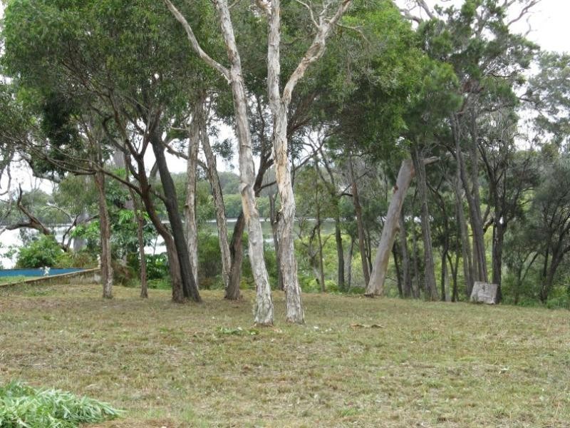 30 Timothy Street, Macleay Island QLD 4184