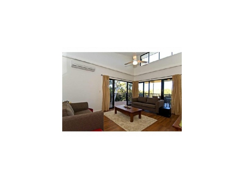 25 MICHAEL Av, Lamb Island QLD 4184