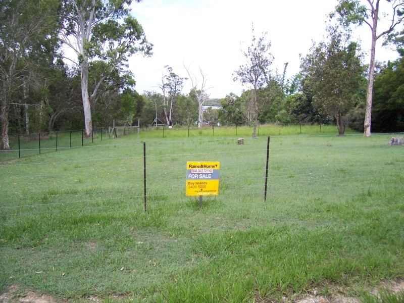 6-8  WEEROONA AVE, Macleay Island QLD 4184