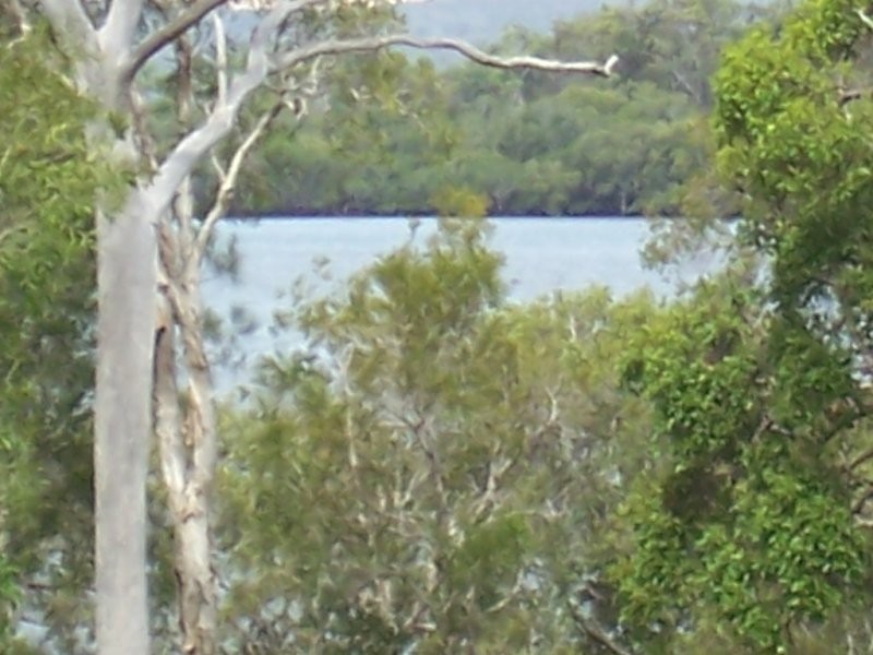 6-8  WEEROONA AVE, Macleay Island QLD 4184