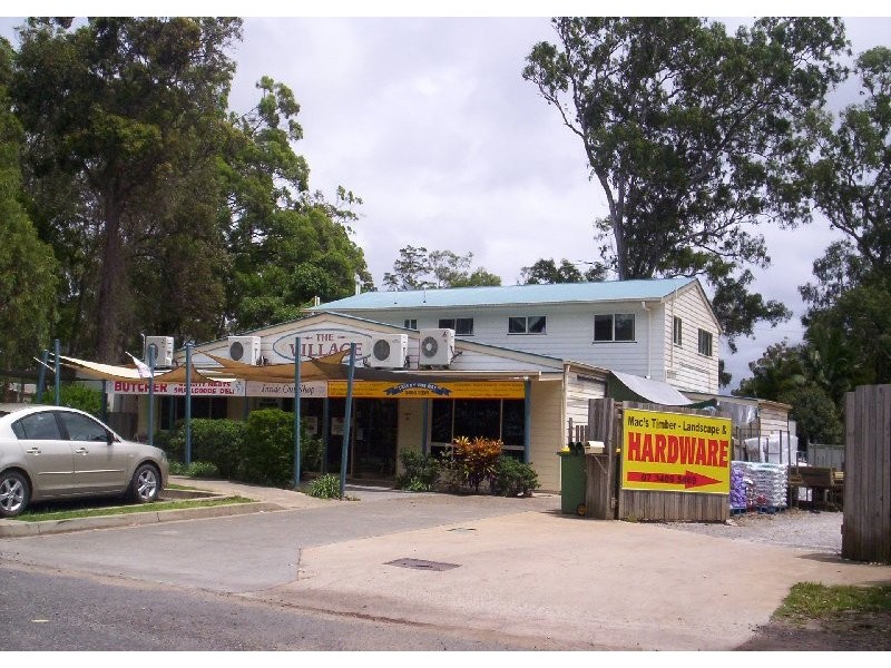 25 High Central Road, Macleay Island QLD 4184