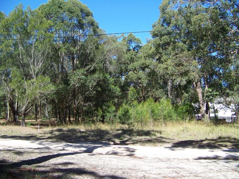 8 Natone Terrace, Macleay Island QLD 4184