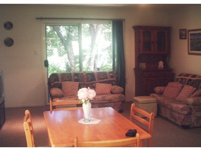 32 MEL ST, Macleay Island QLD 4184