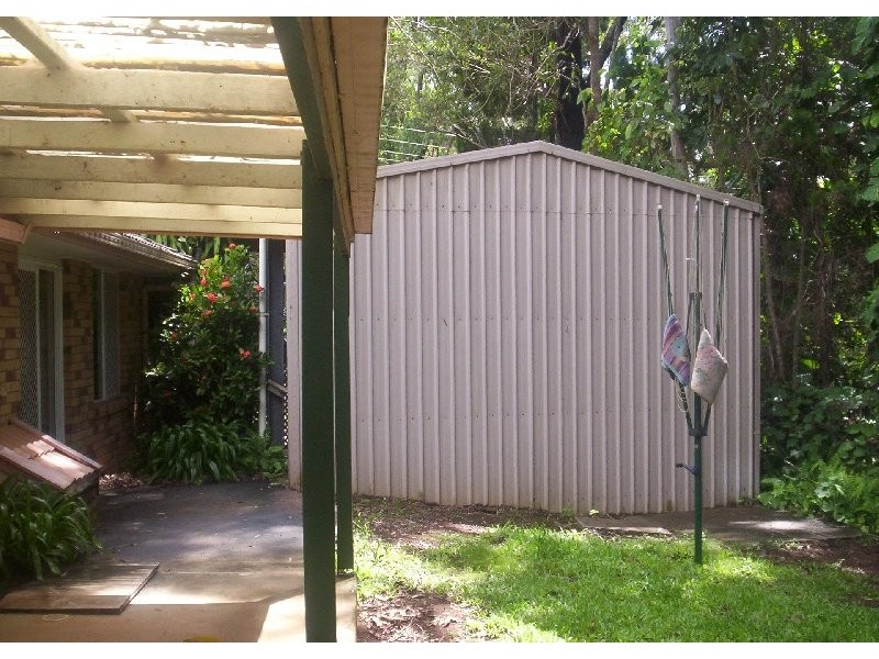 32 MEL ST, Macleay Island QLD 4184