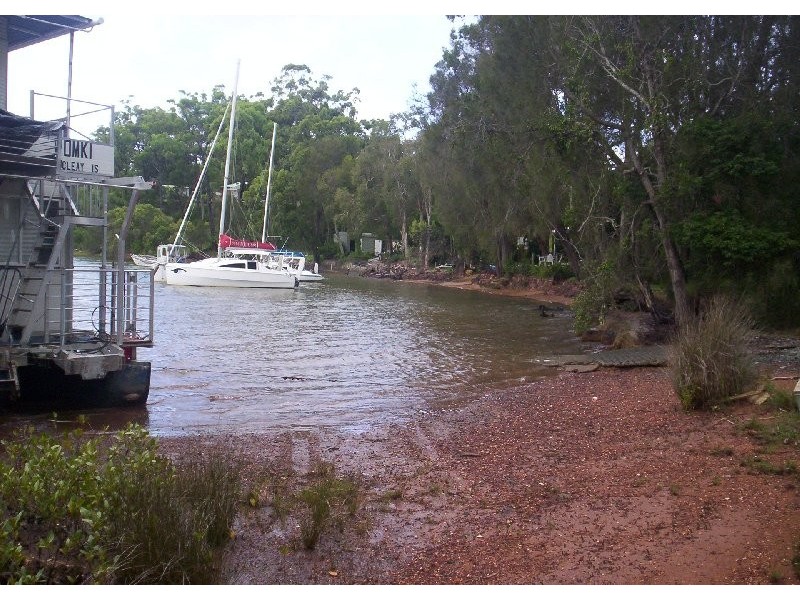 32 MEL ST, Macleay Island QLD 4184