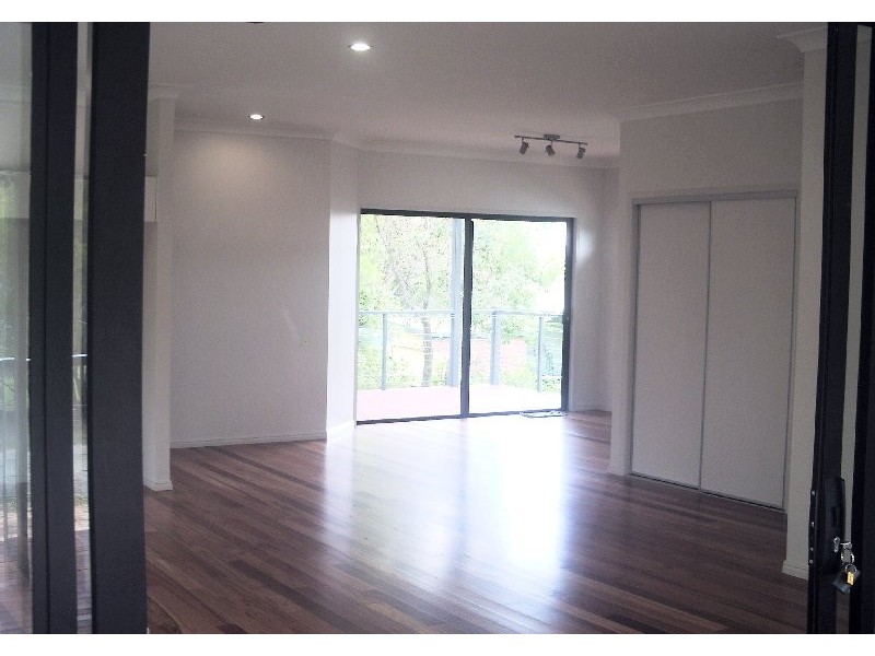 29 Eastern Rd, Macleay Island QLD 4184