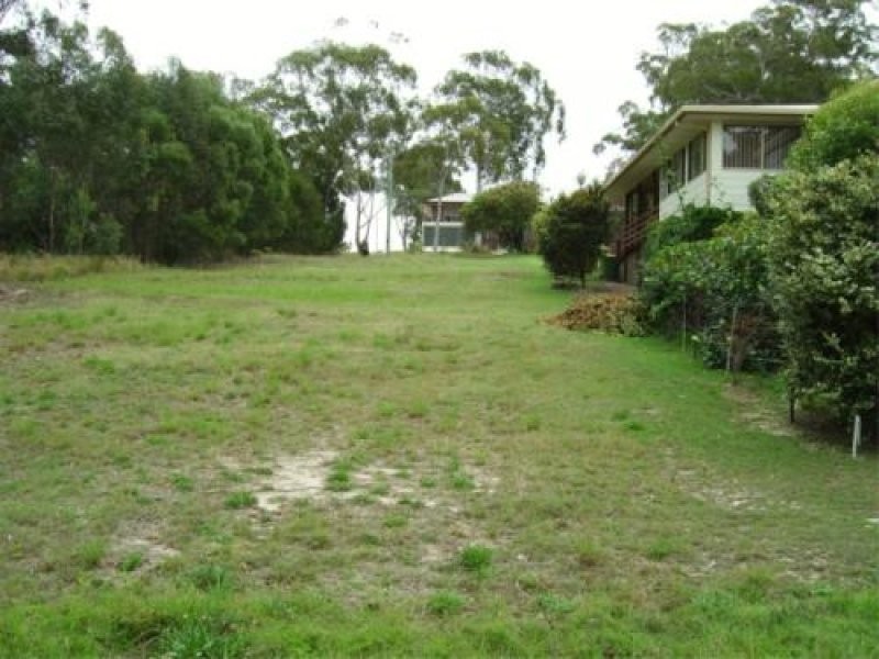8 Seaview Street, Russell Island QLD 4184