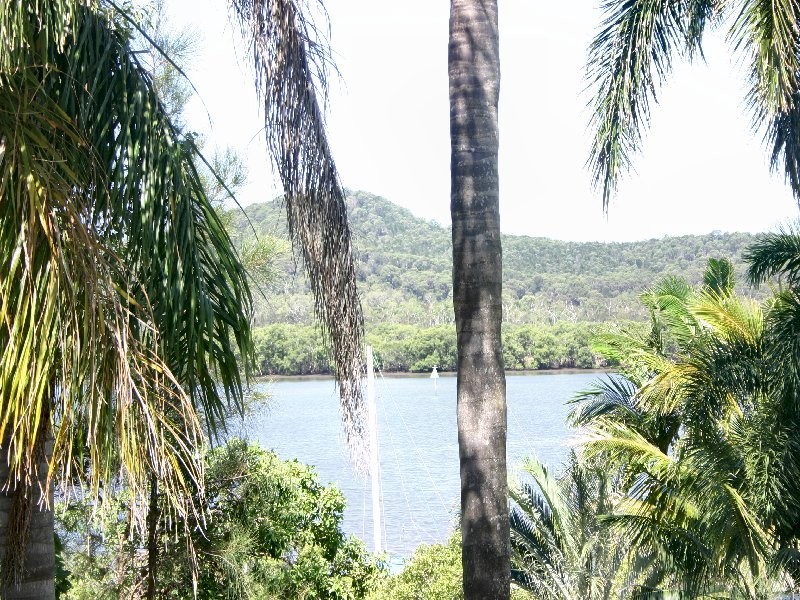 6 Schooner Street, Russell Island QLD 4184