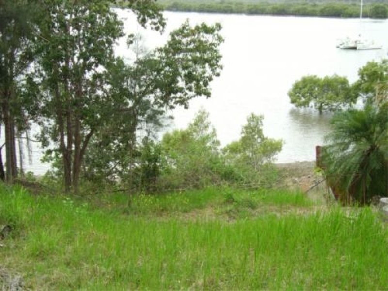 6 Schooner Street, Russell Island QLD 4184