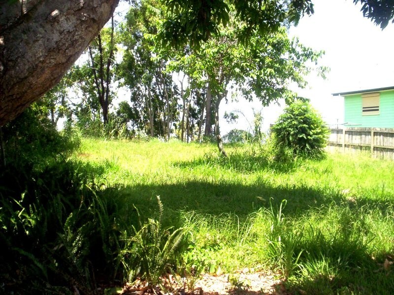 104 Western Rd, Macleay Island QLD 4184