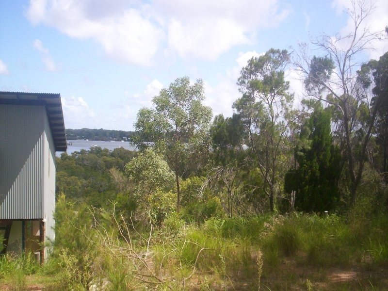 10 Deviot Street, Macleay Island QLD 4184