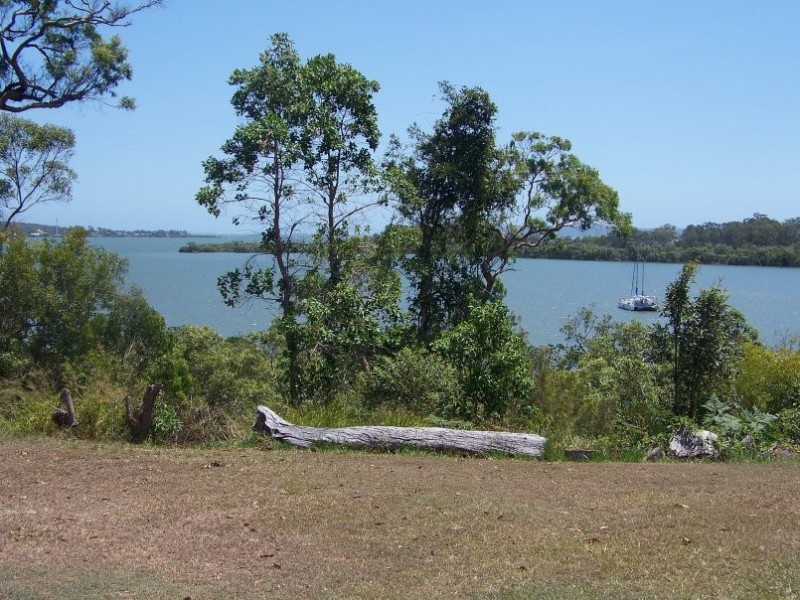 42 Timothy Street, Macleay Island QLD 4184