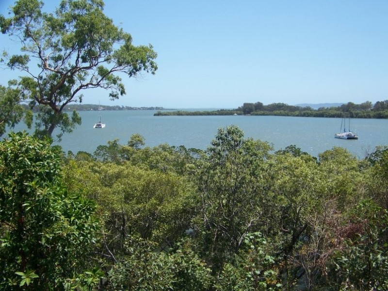 42 Timothy Street, Macleay Island QLD 4184